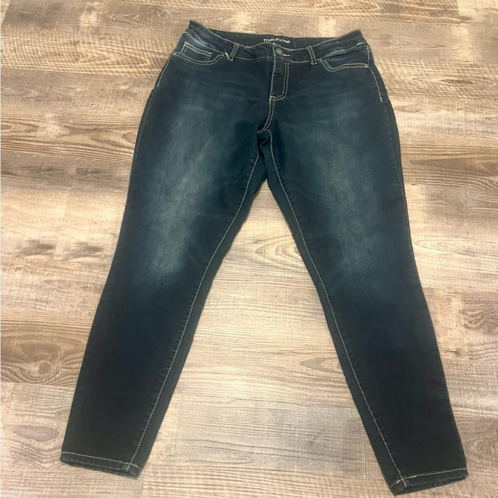 Maurices Blue Skinny Jeans with Tapered Leg and Subtle Fading Size L-R